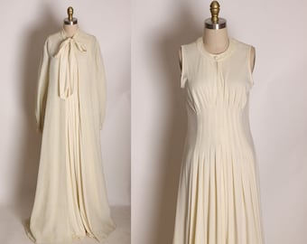 1970s Cream Off White Sleeveless Floor Length Keyhole Dress with Matching Fishnet Mesh Floor Length Cape Outfit -L
