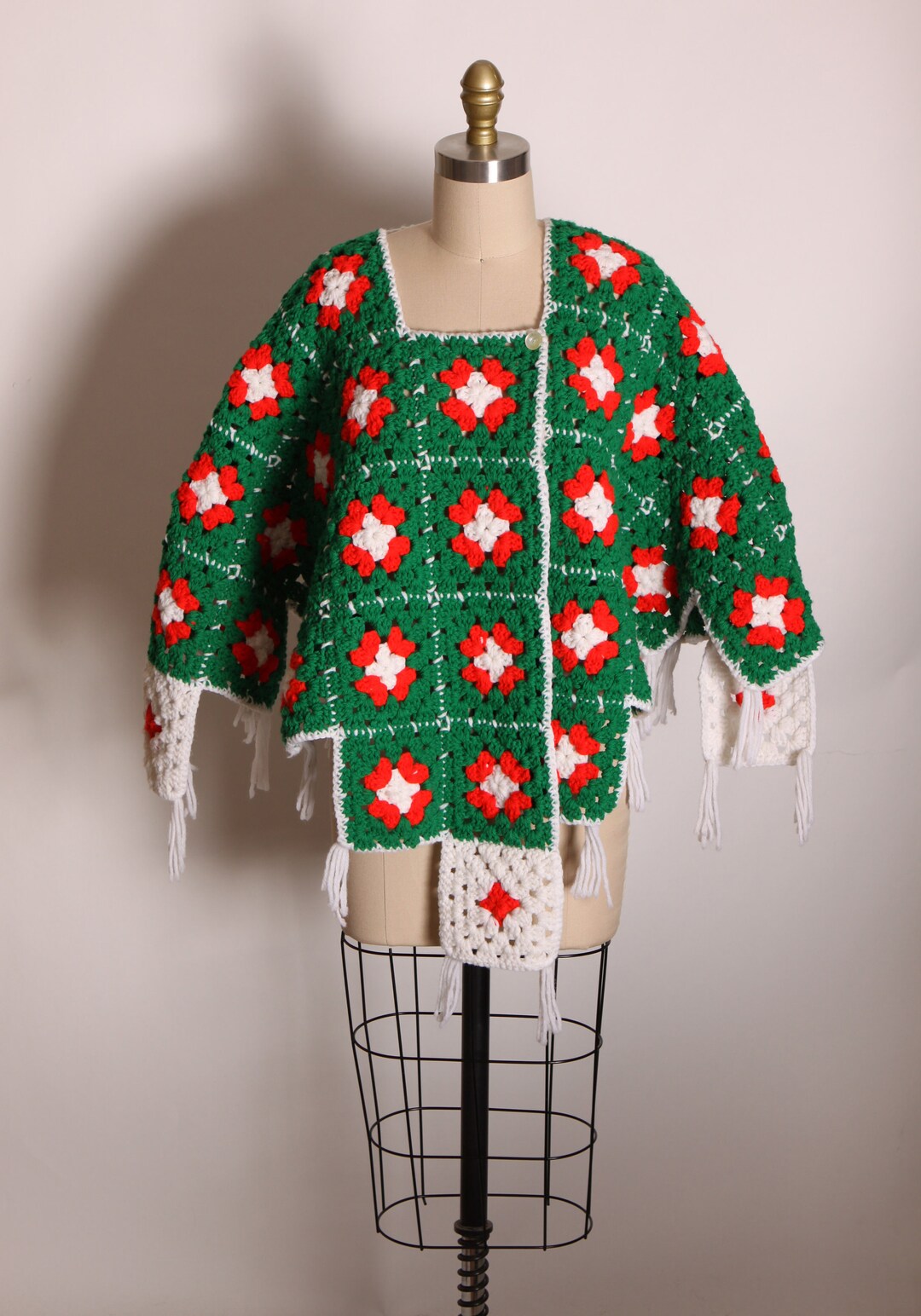 1970s Hand Knit Red, Green and White Christmas Crochet Shawl Poncho ...