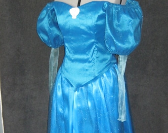 Vestuario DISNEY Hércules Vestidos de Megara 'Meg' y Pocahontas by Kotaro COUTURE