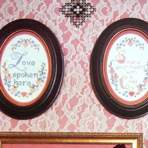 Camée de la mère de croix ' n Vintage Patch croix point motif dépliant 1984
