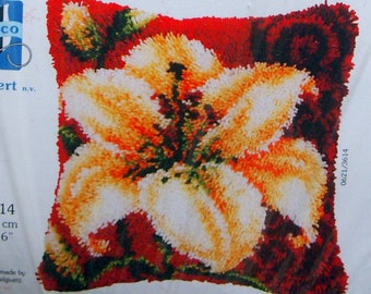 Butterfly Latch Hook Kit 16 X 16 Ins Cushion Front Latch Hook Etsy
