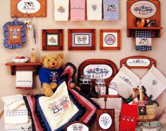 Bordeando el borde de... Colección 3 - 12 diseños para toallas y más Por Lynn Waters Busa Vintage Cross Stitch Pattern Leaflet 1986