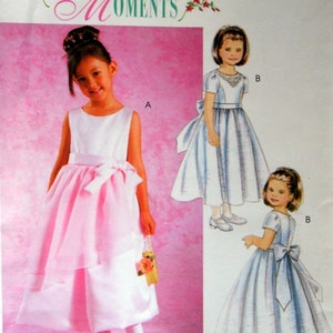 Kinder und Mädchen gefütterte Kleider Größe 3, 4, 5, 6 McCall&#39;s Special Moments M4358 Vintage Uncut Schnittmuster 2004