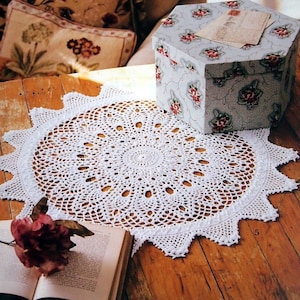 Pineapple Elegance - 5 Doilies By Patricia Kristoffersen Vintage Thread Crochet Pattern Booklet 2002