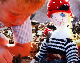 Dream Toys - A Collection Of Knit And Crochet Fantastical Toys By Claire Garland Paperback Knitting And Crochet Pattern Book 2006