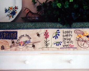 Spring Surprise Shelf Scarf By Sandra Workman And Pine Mountain Designs Vintage Hand Embroidery Pattern Packet 1999