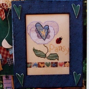 Stiefmütterchen N 'Hearts Von Fanci Das Vintage gezählte Kreuzstichmuster Faltblatt 1994