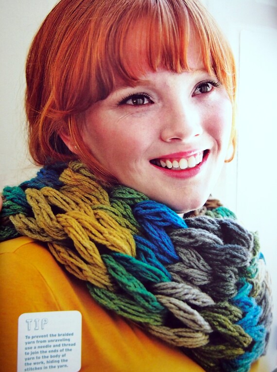 Arm Knitting Chunky Cowls, Scarves and Other No-needle Knits by