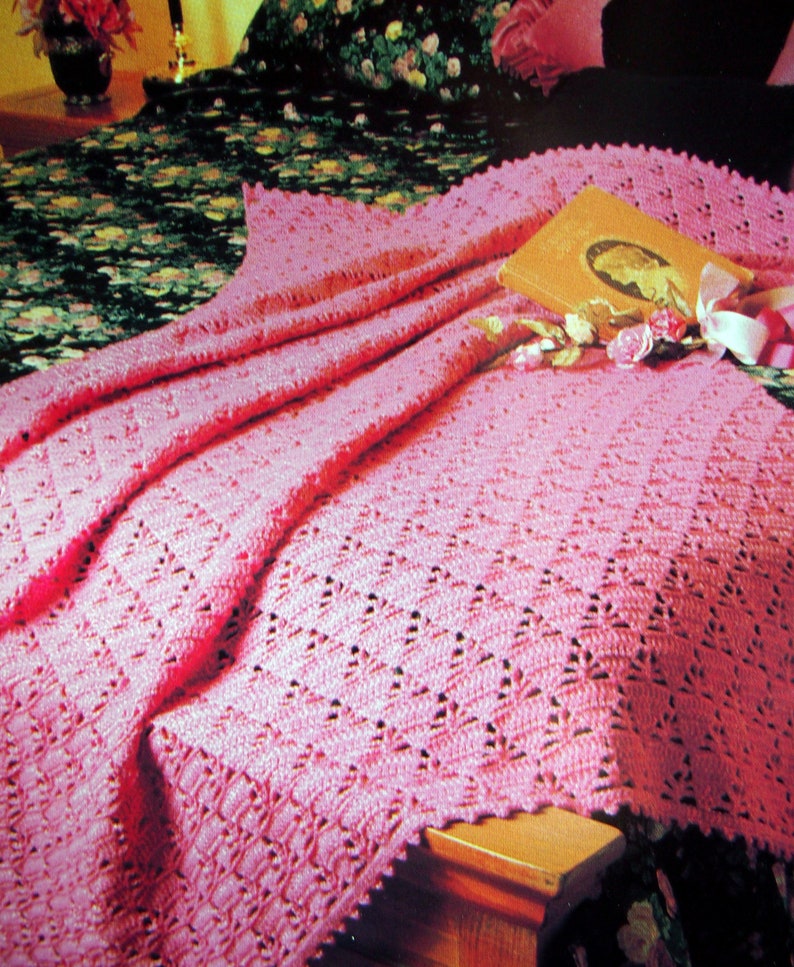 Trousseau Lace Afghan One-Piece Classics crochet pattern