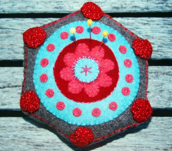 Hexie Pincushion By Amy Mcclellan And Under The Garden Moon Etsy