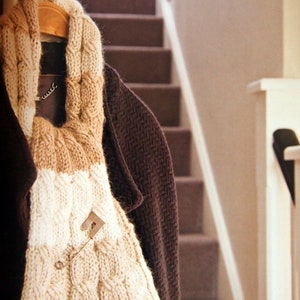 The Very Easy Guide to Cable Knitting by Lynne Watterson Paperback ...