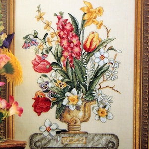 Februar - Blume des Monats von Marie Barber And Just Kreuzstich Vintage gezähltes Kreuzstichmuster Faltblatt 1994