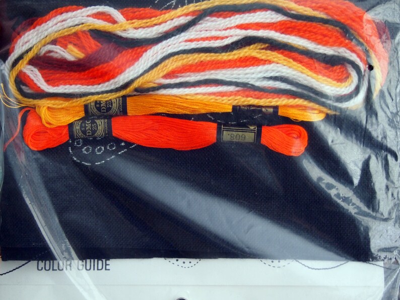 A Tiger Spit Kit By Taico Design Products Monarch Inc Vintage Crewel Embroidery Kit 1976