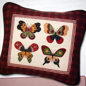 Nature&#39;s Elegance - 8 Quilted Wall Hangins & Pillows By Jan Kornfeind Of Country Appliques Quilt Pattern Booklet 2005