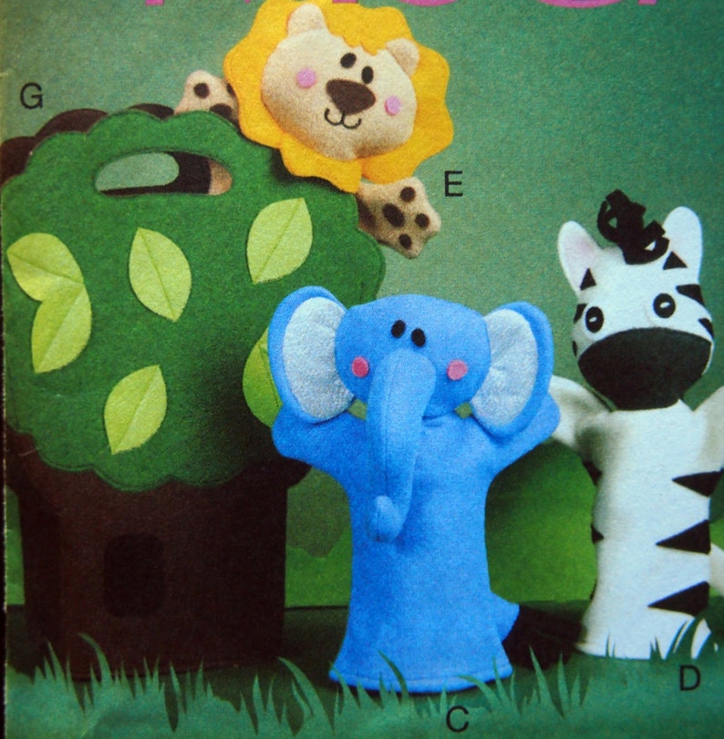 Puppets And Carry Bag By McCall/'s Crafts M6671 Uncut Sewing Pattern 2012