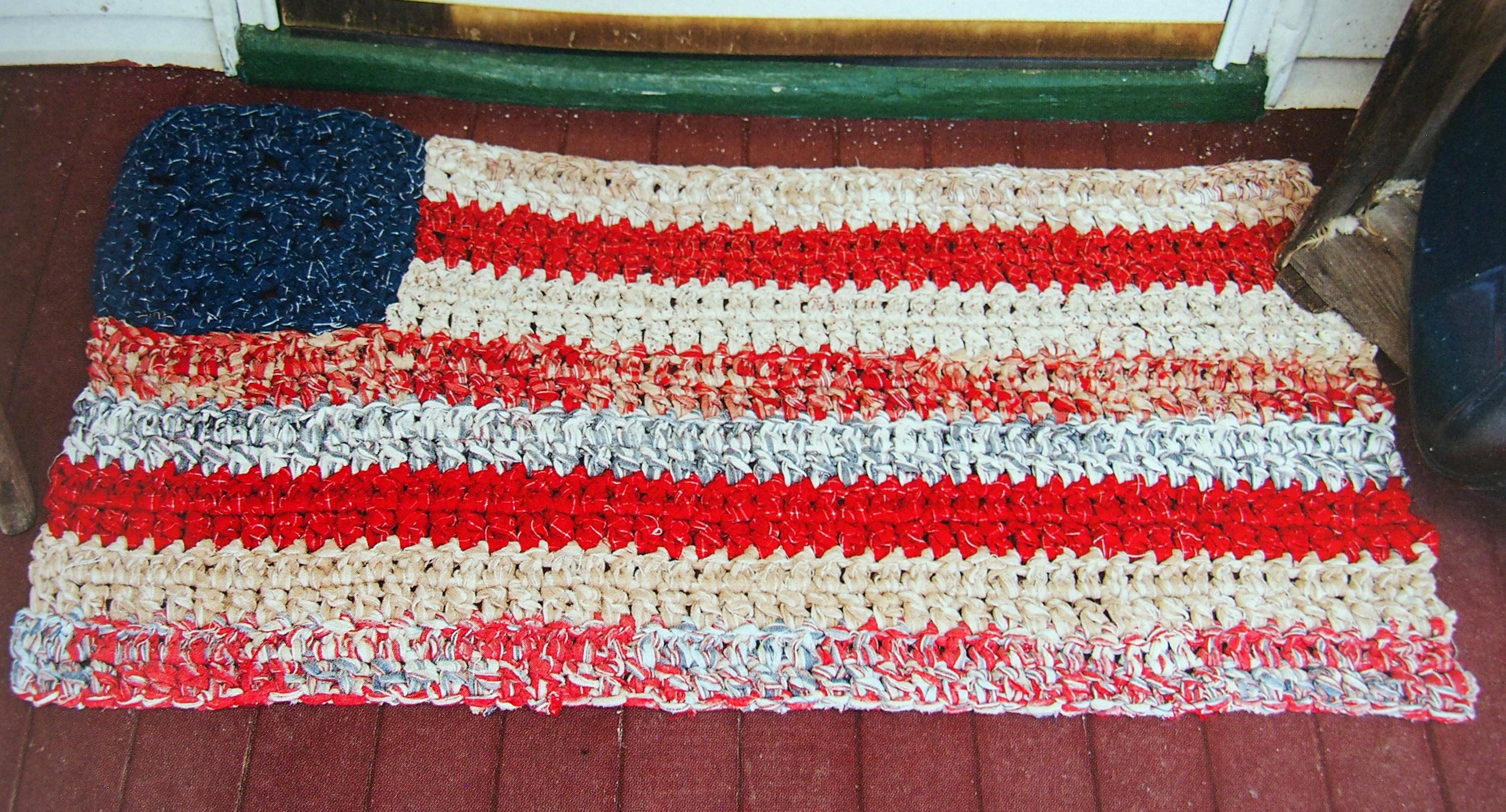 Crocheting Rugs - 40 Designs by Nola A Heidbreder and Linda Pietz