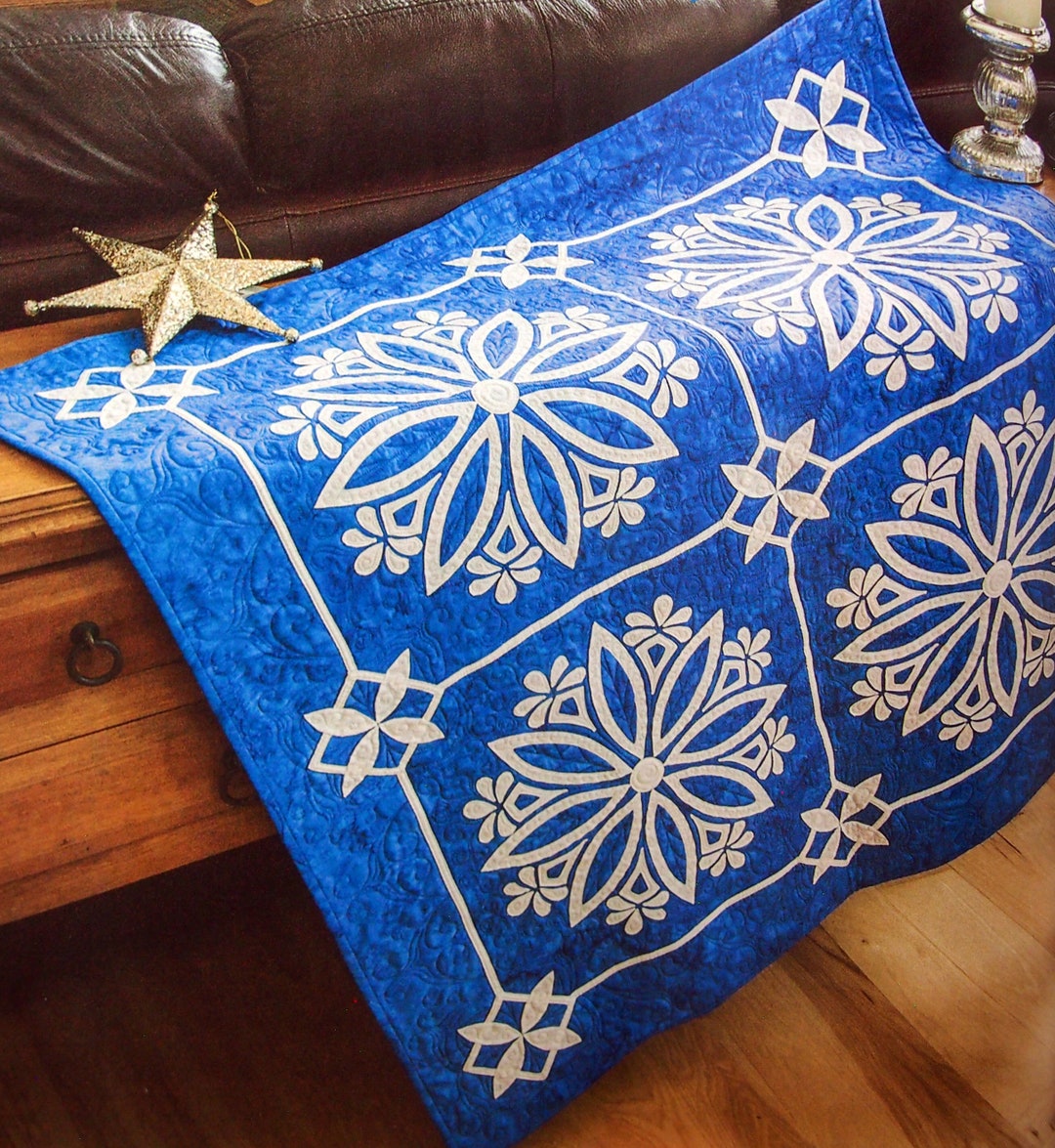 Best Christmas Quilts 29 Cheery Projects by Quilter's Newsletter