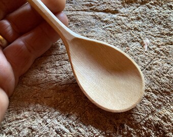 Dinner spoon, 8” wooden eating spoon