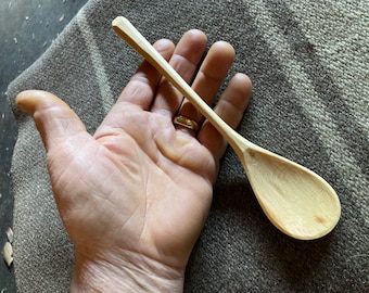 Dinner spoon, 8” wooden eating spoon