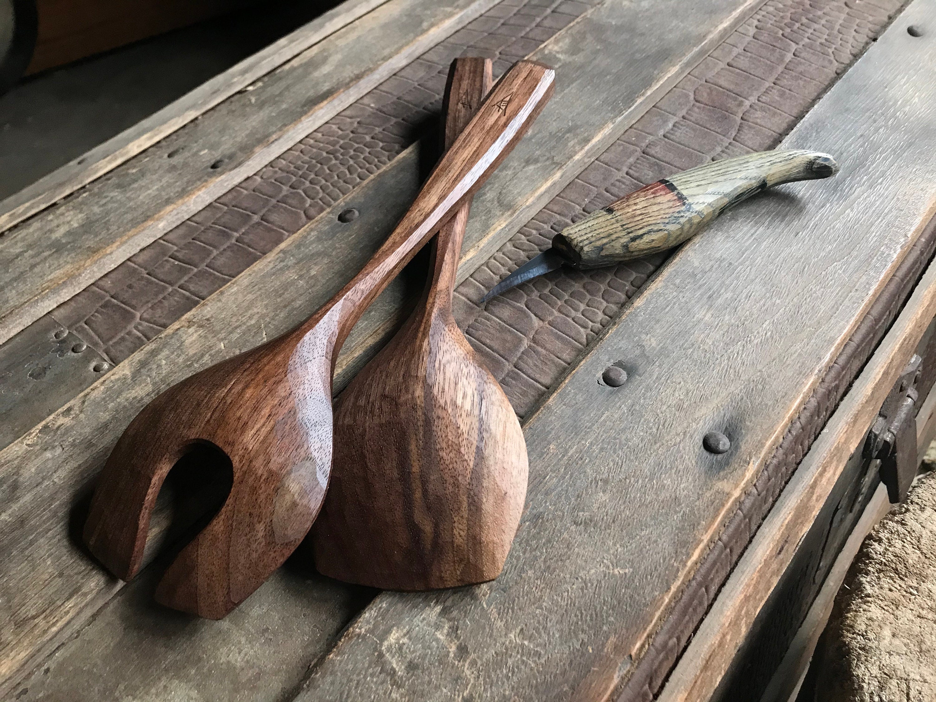 10 Salad spoons, salad servers, wooden spoons, serving spoons, hand