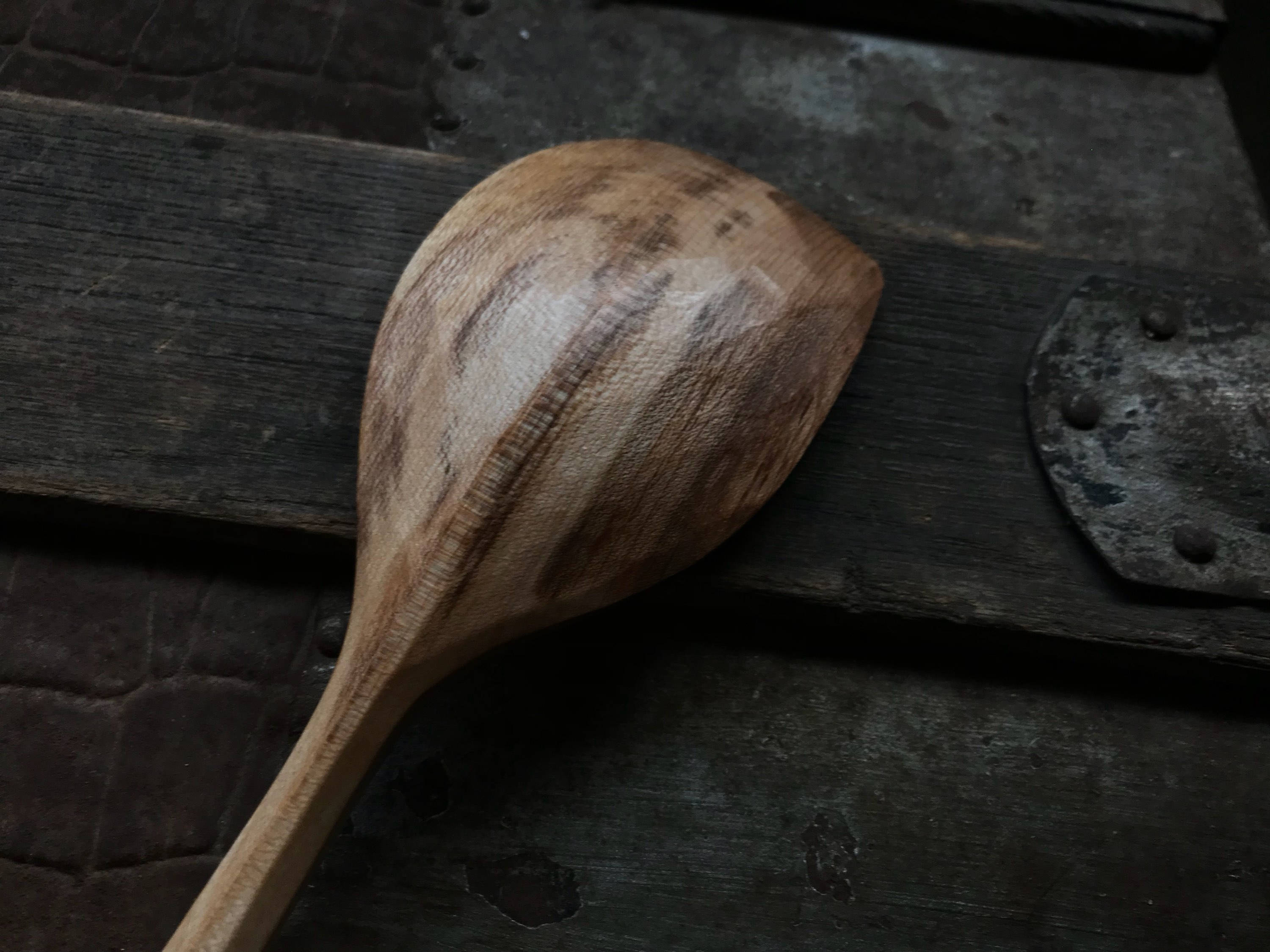 11 left handed spoon, wooden spoon, cooking spoon, serving spoon, hand