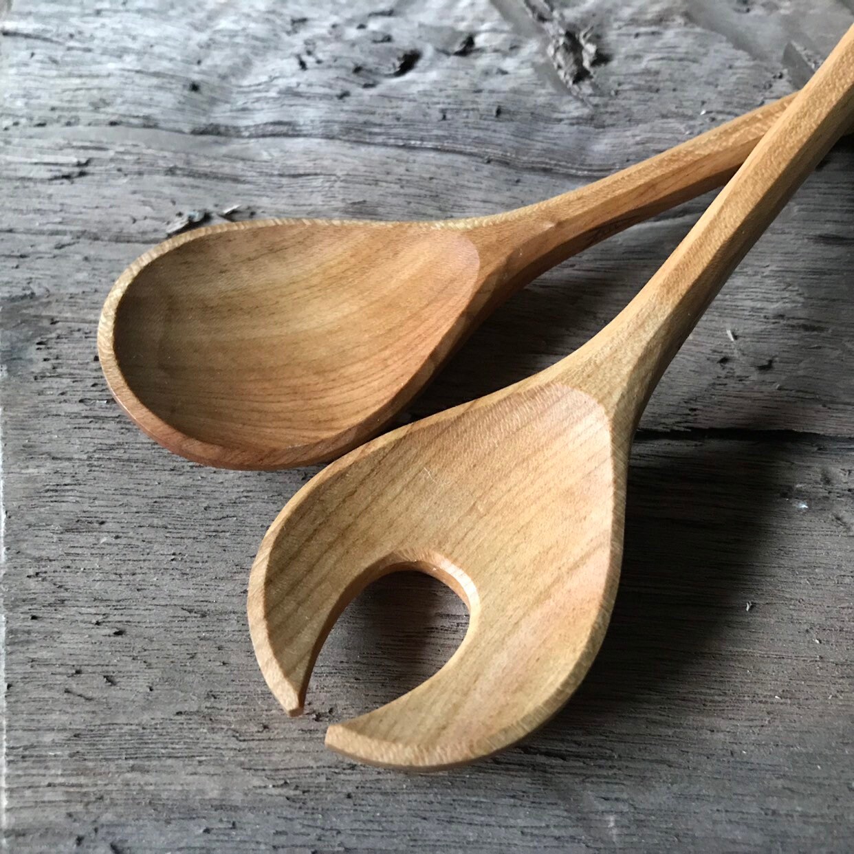9 salad spoons, serving spoons, cooking spoons