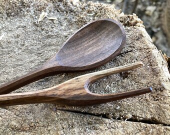 Eating spoon and fork set carved by the large apprentice