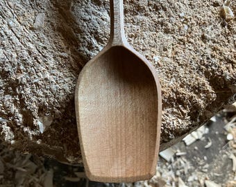 Flat edge spoons