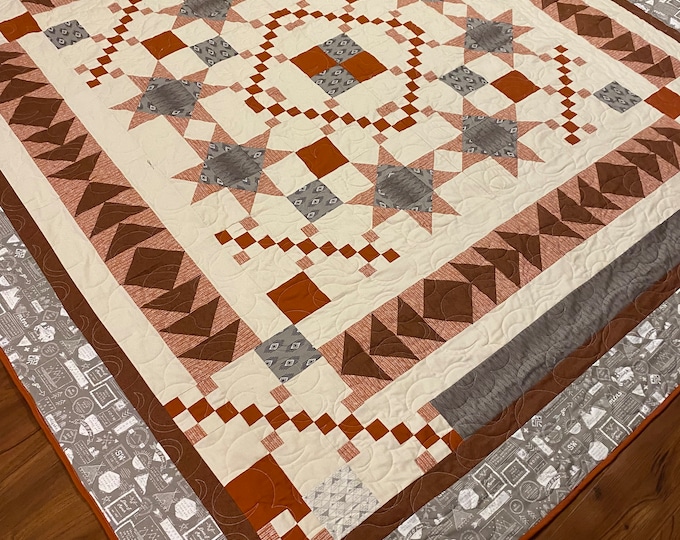 Queen Smoke and Rust Quilt