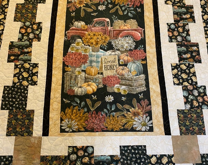 Late Summer Harvest Throw Quilt Bees and Pumpkins
