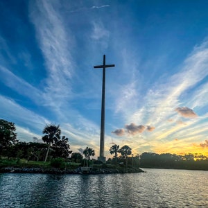 Light of Faith Color Print