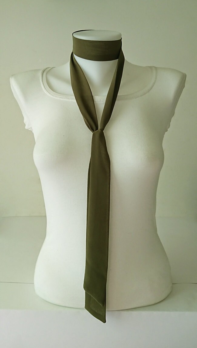 スカーフ ERMANNO SCERVINO Woman Neck scarf Green D462R701QYE 56310 ERMANNO SCERVINO: Neck scarf woman - Green | Ermanno