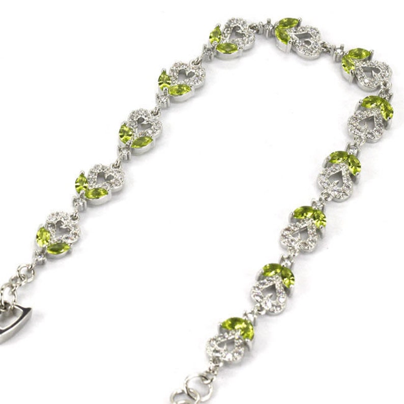 Gorgeous Green Peridot Woman/'s Wedding Silver Bracelet 8.0