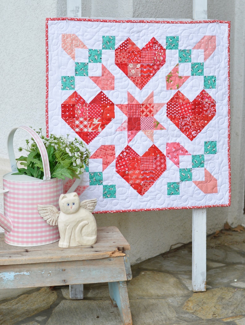 Star Crossed Love PDF Quilt Pattern, Valentine Quilt, Wallhanging image 2