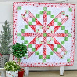 Vintage December Quilt Pattern, PDF Quilt Pattern for Instant Download, Christmas Quilt