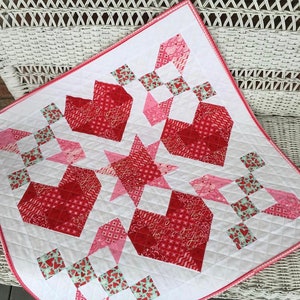 Star Crossed Love PDF Quilt Pattern, Valentine Quilt, Wallhanging image 4