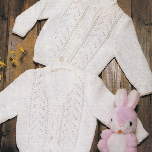 vintage knitting pattern for v and round neck baby cardigan with lace panel, PDF instant download 17-20 inch chest