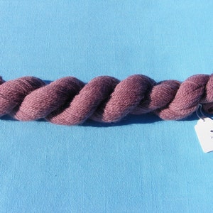 Appleton Crewel Wool Yarn - Wine Red 712-180 yard each(1 hank)