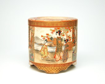 B5106 - Finely Painted Satsuma Censer from Japan - Porcelain, Kimono, Butterfly, Flower, Japanese Maple, Plum Blossom