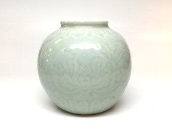 B3112- Celadon Glazed Porcelain Paint Brush Pot with Floral Pattern - Vase, Pot, Chinese, Oriental, Asian, Home Decor, Interior Design