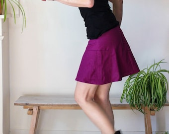 Berry Linen Mini Skirt with Cargo Pockets - US 6