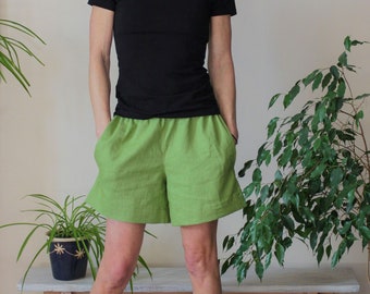 Basic Leinenshorts in Blau und Gelb, versandfertig, Gr. 64