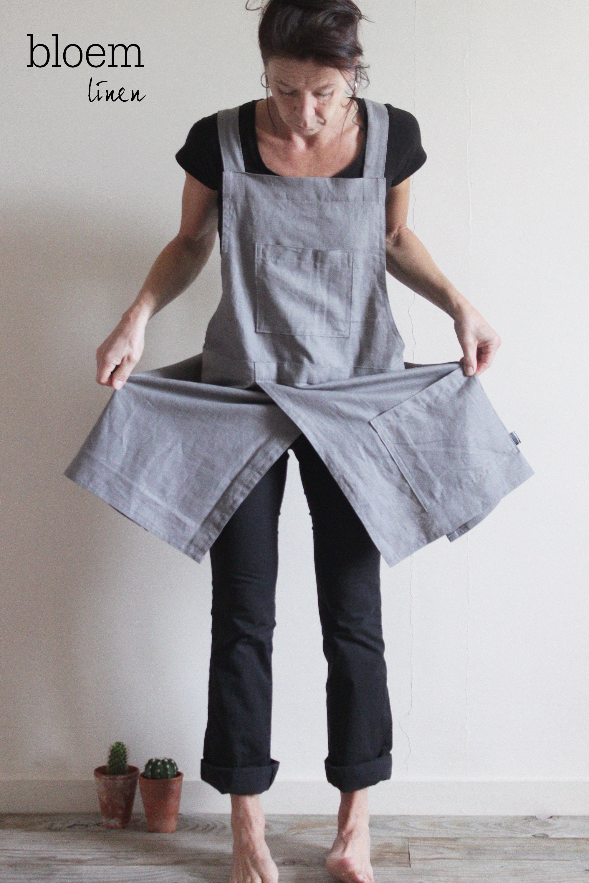 Pottery Apron. Pleated Canvas Pinafore With Split Leg Skirt and Pockets.  Christmas Gift for Potters, Artists & Makers. Ochre No14:2 