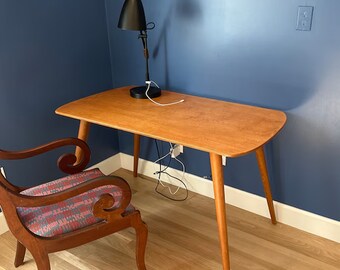 Rounded Oval Office Desk Table, Minimalist Walnut Wood Home Desk, Small Standing Desk, Mid Century Modern Writing Desk, Handmade Furniture