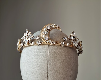 Celestial Star headpiece Bridal tiara star Moon halo crown  Wedding tiara gold Bridal star crown Celestial star jewellery  Bridal diadem