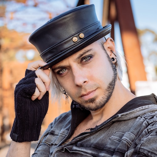PUNK少女レザー トップハット ブラック レッド ジッパー装飾 Leather Hat