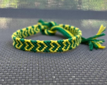 Hearts Friendship Bracelet: Green and Yellow Pattern