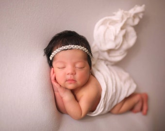 Beautiful Newborn Headband*chunky pearl and rhinestone headband*newborn photo props*pearl headband*baby girl headband*rhinestone headband