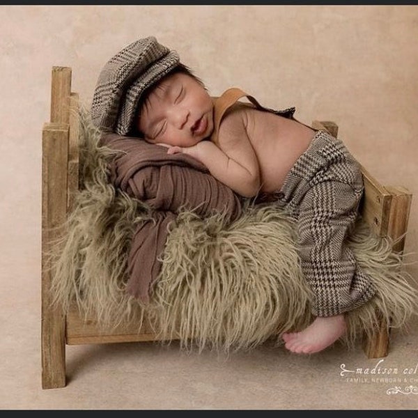 Newborn Plaid Pant Set*newborn trousers* newborn outfit*newborn flat cap*newborn photo props*newborn boy photo prop* trousers and suspenders