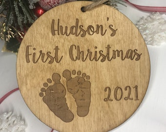 Personalized Baby's First Christmas Ornament - Baby Footprints, Wood, Baby Gift, Baby Shower, Newborn Ornamen, New Parent